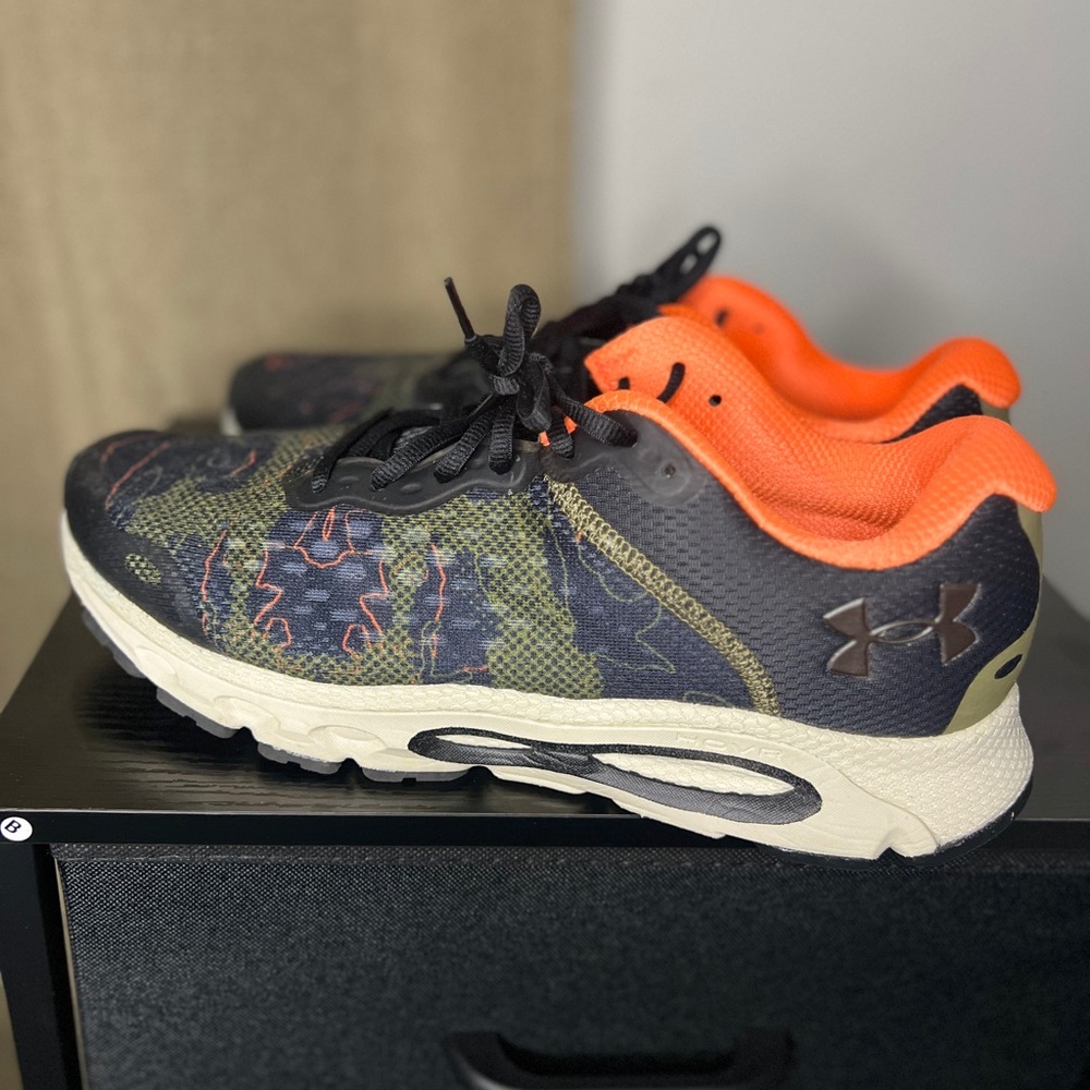 HOVR Infinite 3 ‘Camo-Black Tent’ Green/Orange